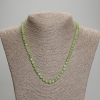 Collar de crisoprasa y olivino facetado en cubos, 5×5 mm, longitud 45 mm +/- con cierre