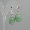 Pendientes de nefrita, cuentas pulidas 19×14 mm, longitud aproximadamente 40 mm, metal plateado