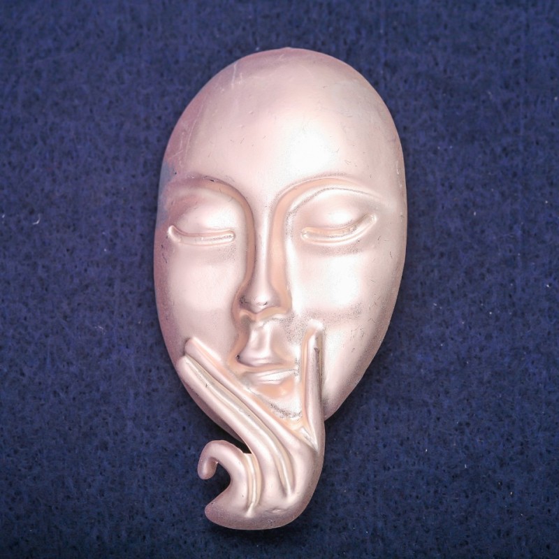 Broche «Máscara de acento» de metal plateado 39×73 mm