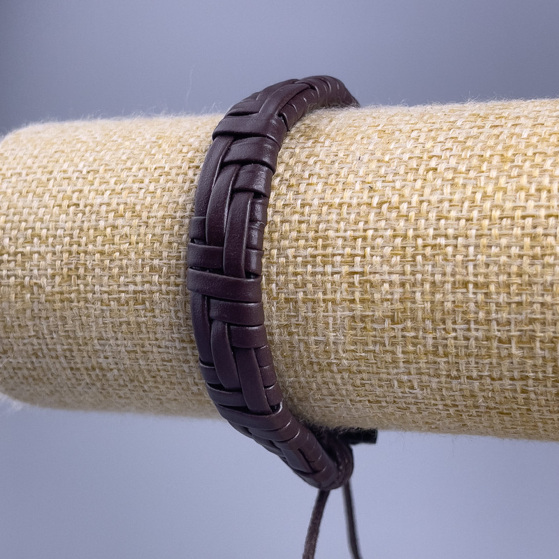 Pulsera de cuero ecológico marrón con cierre ajustable